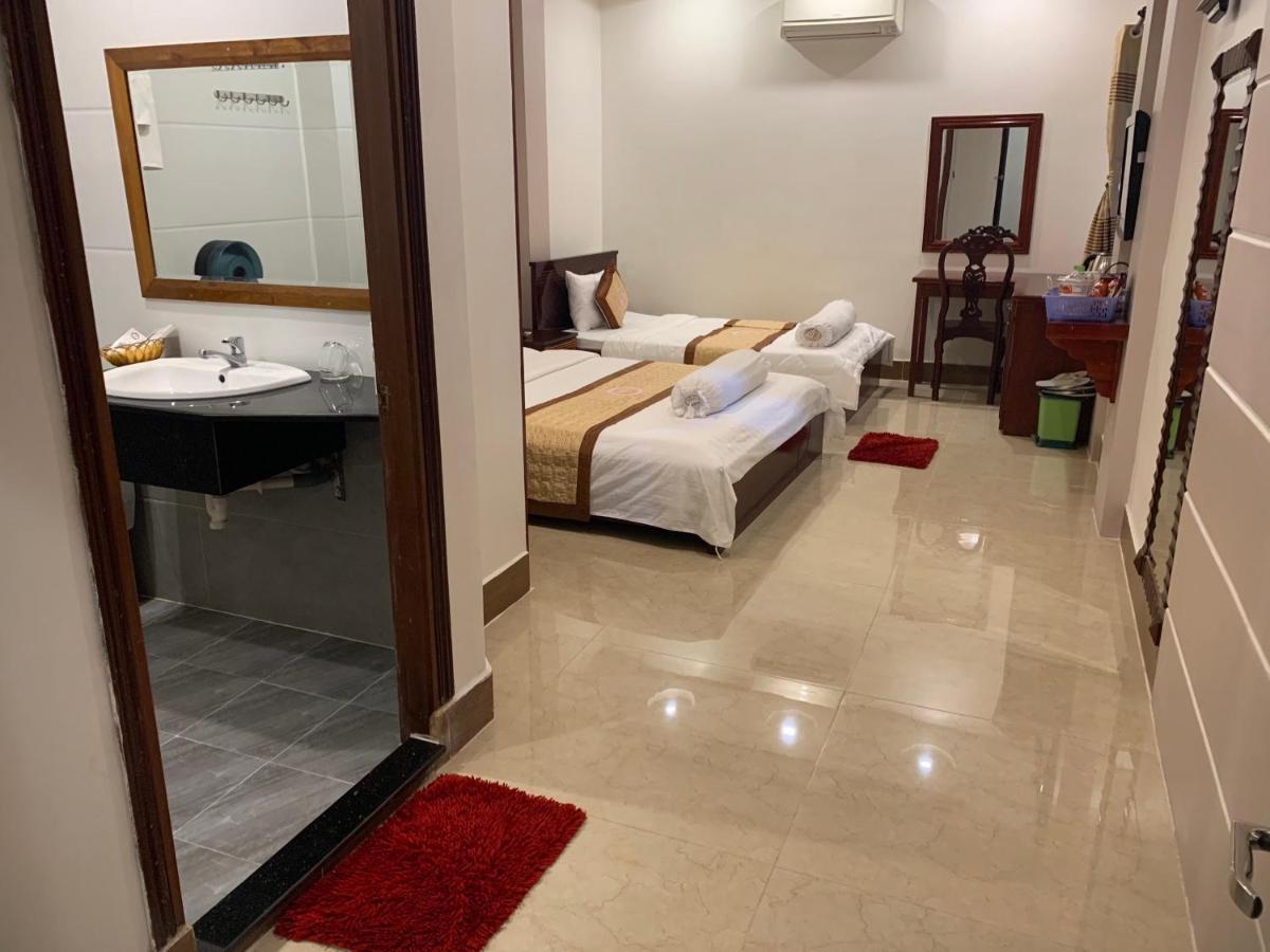 Phuc Hung Hotel Rạch Gia Exteriör bild
