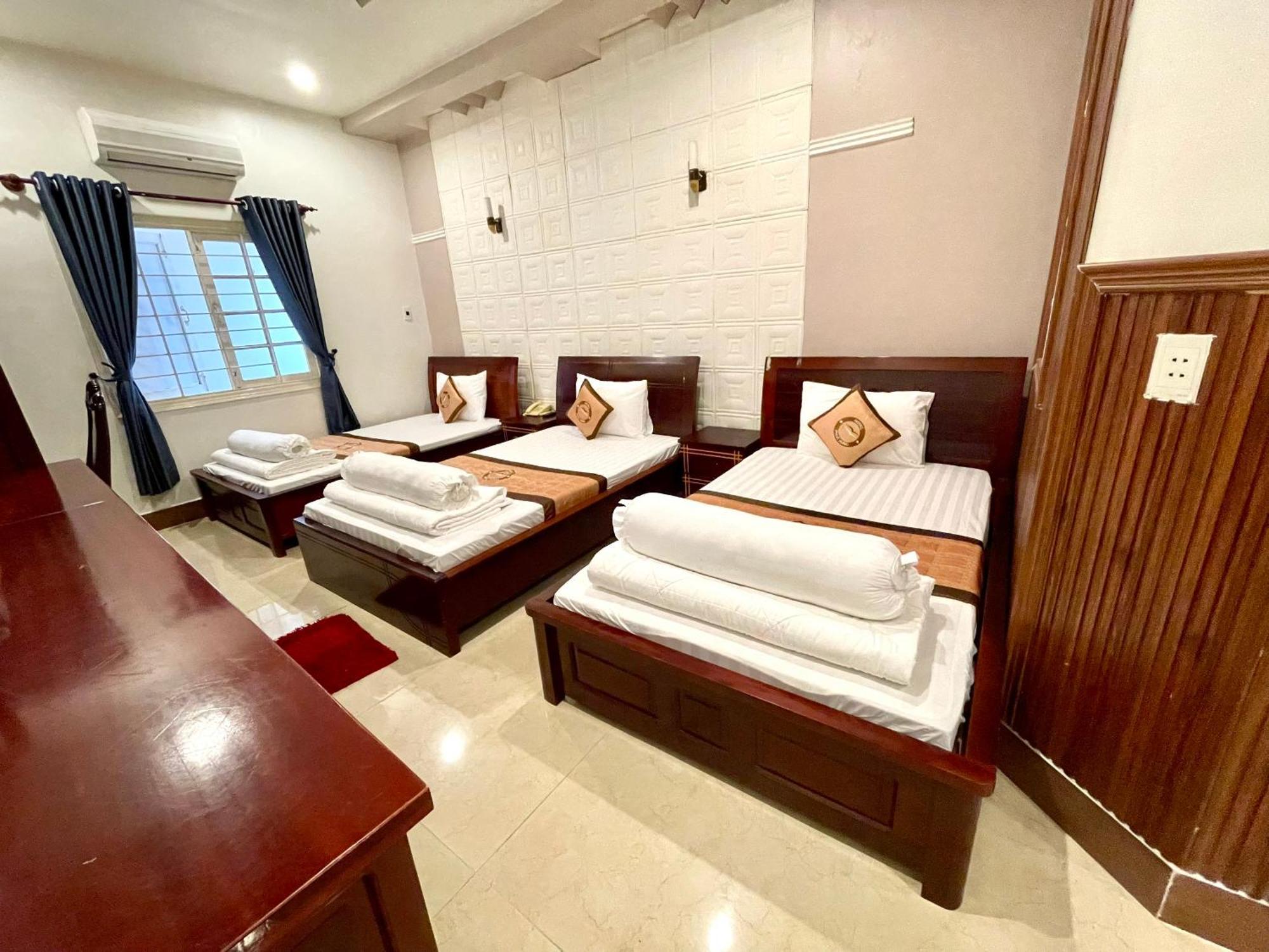 Phuc Hung Hotel Rạch Gia Exteriör bild