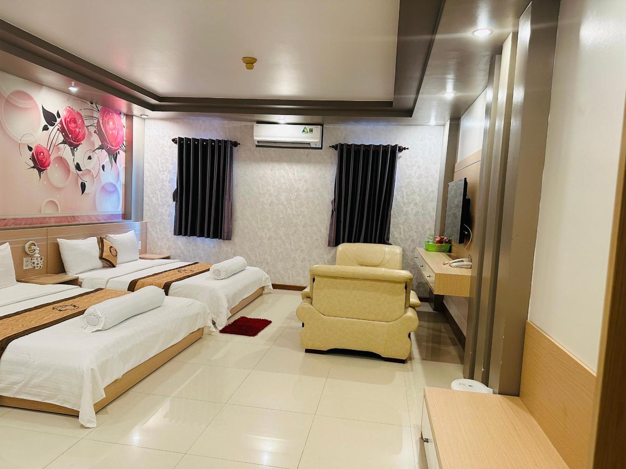 Phuc Hung Hotel Rạch Gia Exteriör bild