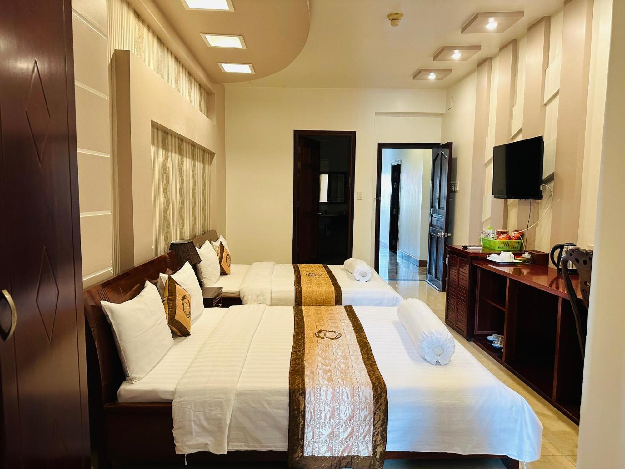 Phuc Hung Hotel Rạch Gia Exteriör bild